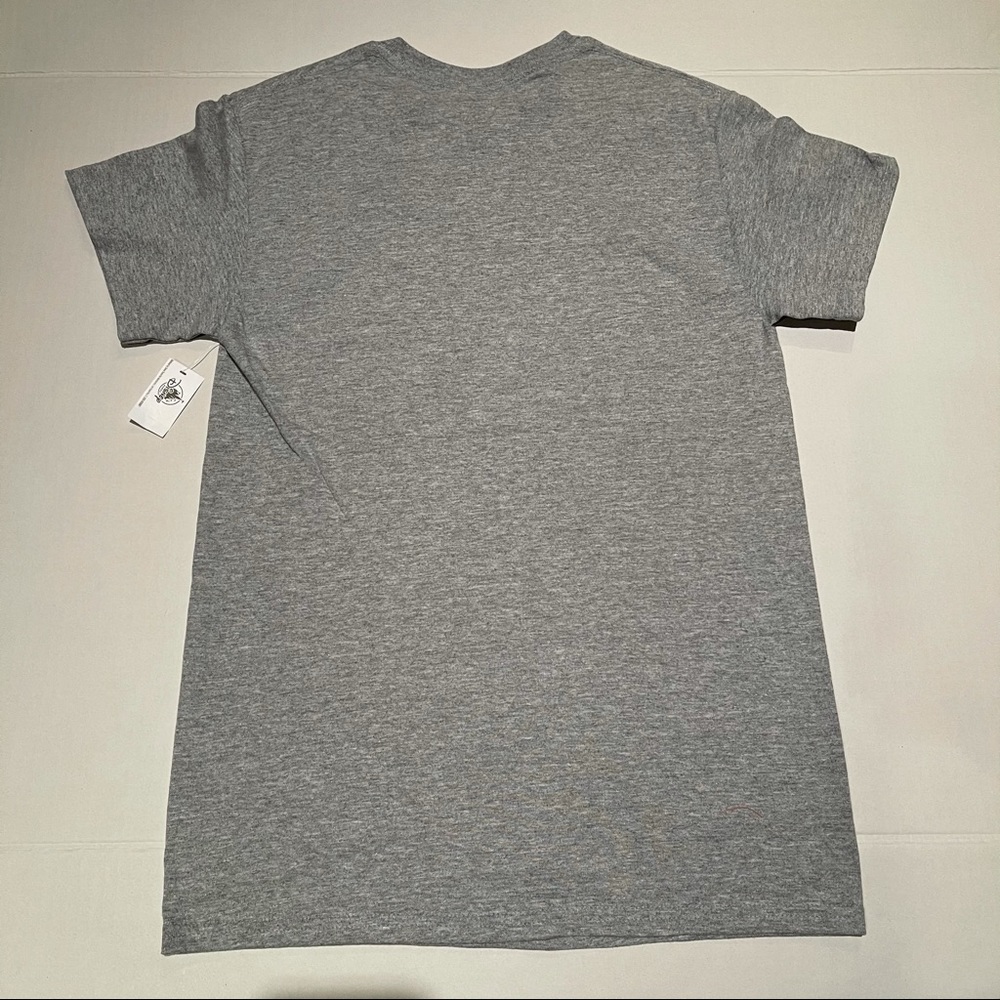 NW Disneyland 2020  Resort  Kids size T shirt - Picture 2 of 5